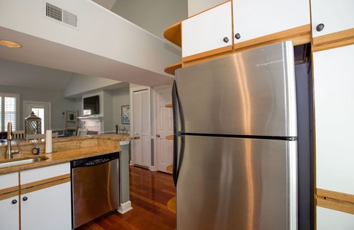 Southern Pines Condo | 52 Longleaf: 2 BR, 2 BA Condominium in Southern Pines, Sleeps 4