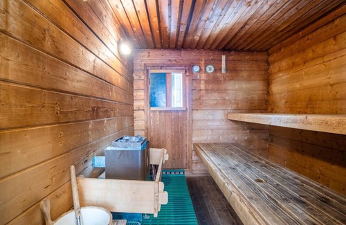 Kaag House | 530 m² House ∙ 12 bedrooms ∙ 30 guests