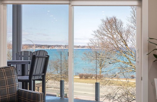 Traverse City Condo | 539 Bay St. Lake View Condo Unit 203E
