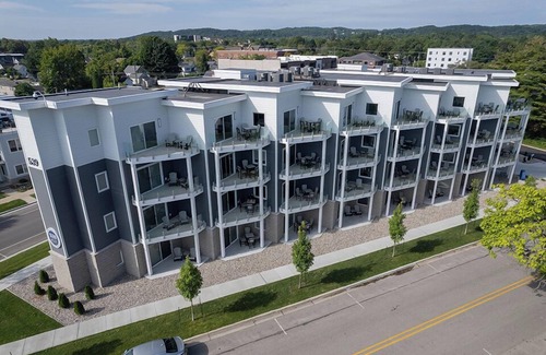 Traverse City Condo | 539 Bay St. Lake View Condo Unit 203E