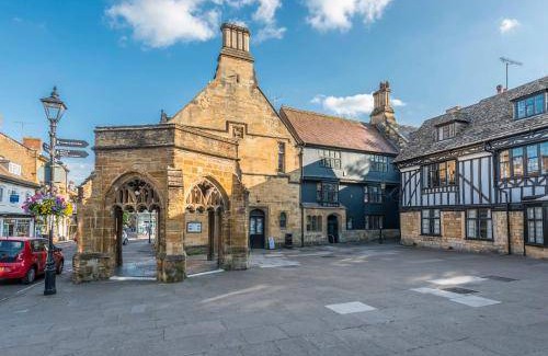 Sherborne Apartment | 54 m² Apartment ∙ 1 bedroom ∙ 4 guests