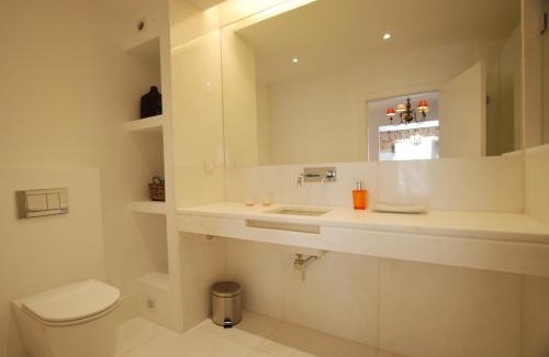Misericordia Apartment | 54 Santa Catarina Apartments