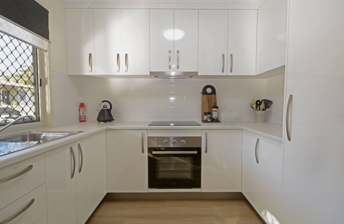 Urangan Cottage | 545 - Bayview Cottage - Bay view
