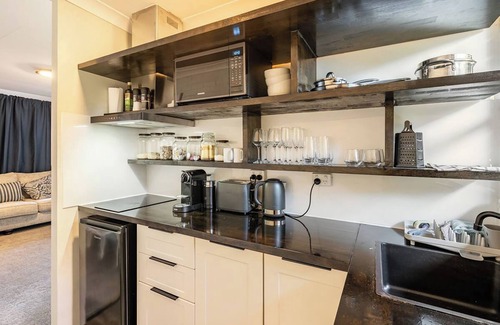 Urangan Apartment | 549 Apartments