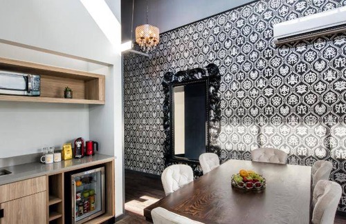 West Nyack Hotel | 55 m² Hotel ∙ 127 guests