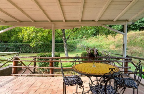 San Giovanni Valdarno Villa | 550 m² Villa ∙ 14 bedrooms ∙ 30 guests
