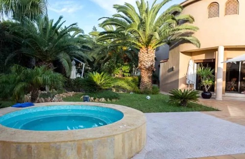 Dcheira El Jihadia Villa | 550 m² Villa ∙ 6 bedrooms ∙ 12 guests