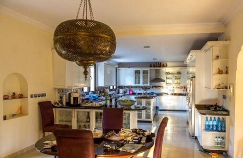 Dcheira El Jihadia Villa | 550 m² Villa ∙ 6 bedrooms ∙ 12 guests
