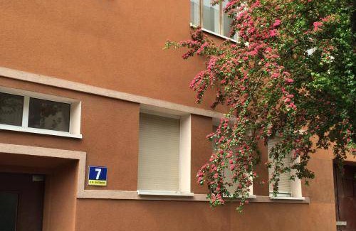 Opole Apartment | 56 m² Apartment ∙ 1 bedroom ∙ 5 guests