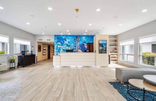 Lake Forest Hotel | 56 m² Hotel ∙ 127 guests