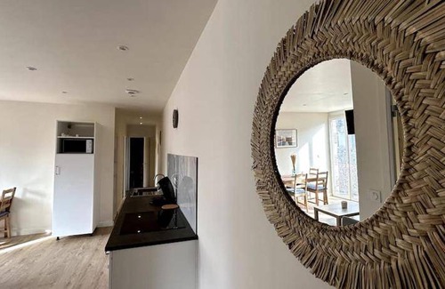Saint-Chamond Apartment | 58 m² Apartment ∙ 2 bedrooms ∙ 4 guests