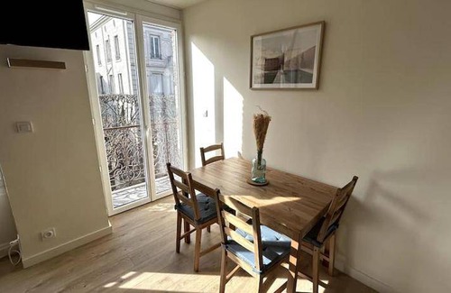 Saint-Chamond Apartment | 58 m² Apartment ∙ 2 bedrooms ∙ 4 guests