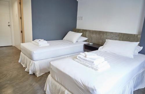 Downtown Apartment | 5880 Enriquez Residences