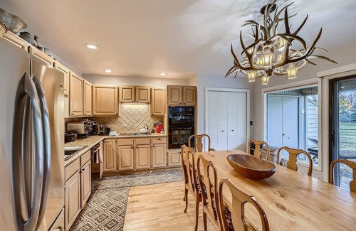 Eagle-Vail House | 59 E Coyote Circle, Eagle Vail Golf Course Duplex-Quiet Pet Friendly