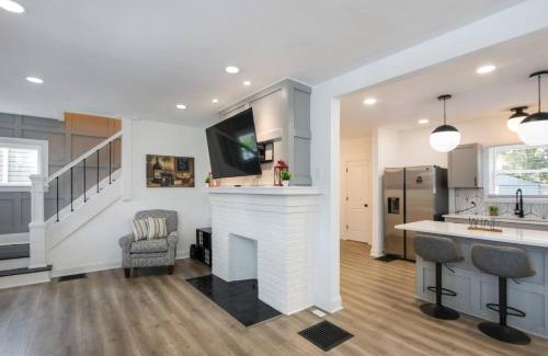 Weinland Park House | 5th Street Retreat Private Home OSU, Short North