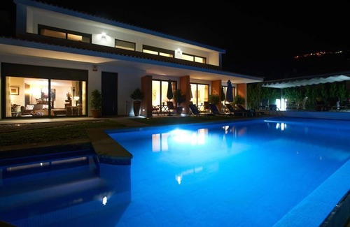 Gouvaes House | 6 bedrooms/suites, infinity pool, gymnasium, gardens, barbecue - Douro Valley