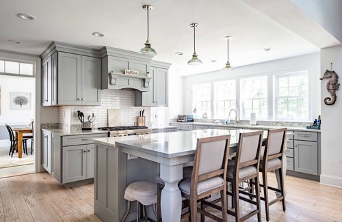 Kennebunkport House | 6 Bedroom 6.5 Baths Heated In-ground Pool Located in Dock Square!