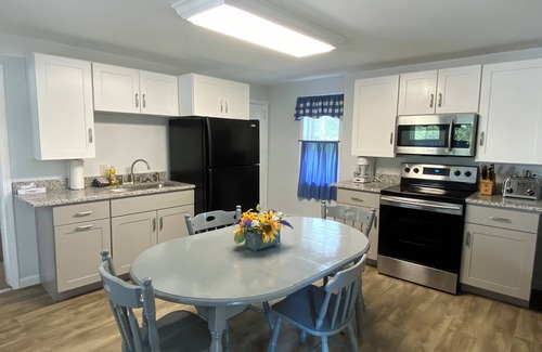 Poland Cottage | 6 Bedroom Cottage at the 500 acre Poland Spring Resort!
