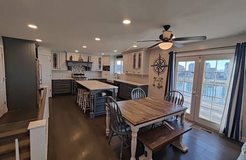 Stansbury Park House | 6 Bedroom Lake house with private beach