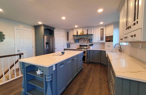 Stansbury Park House | 6 Bedroom Lake house with private beach