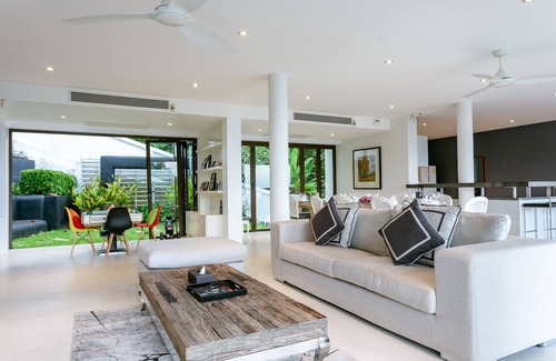 Koh Kaew Villa | 6 Bedroom Ocean View Villa Cape Yamu By XXIV (opened at 2019)