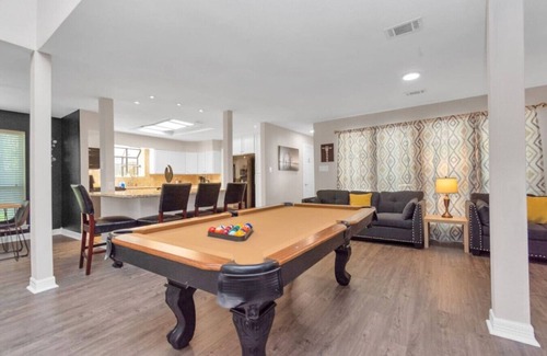 Kingwood Apartment | 6-Bedroom Retreat, Pool & Spa: 20 Min Downtown GB