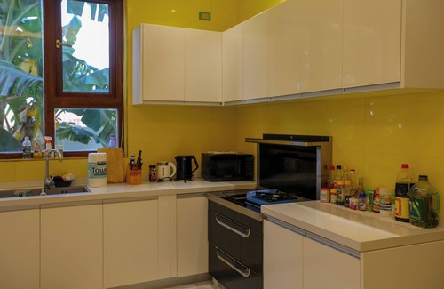 Capital Hill Villa | 6-bedroom villa with 6 bathrooms located in Pila Drive,Sadog Tasi. Furnished!