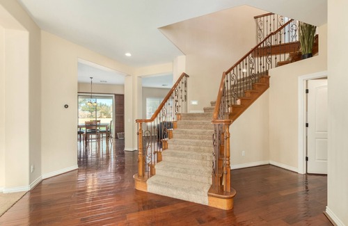 Queen Creek House | ❤️ 6 BEDROOMS, 5000sf, ARCADE, NEW JETTED SPA - SLEEPS 25 ❤️