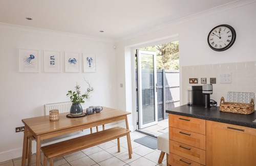 Abersoch Cottage | 6 BOAT YARD, pet friendly, country holiday cottage in Abersoch