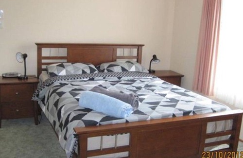 Rhyll House | 6 Franklyn Street, Rhyll - Short stroll to the beach