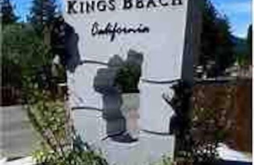 Kings Beach Apartment | #6 Lakeview- Perfect Ski Location!Hot tub, Beach