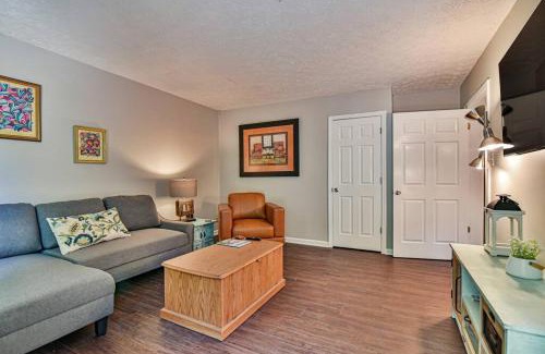 Oakley House | 6 miles to downtown Asheville. Sleeps 5.