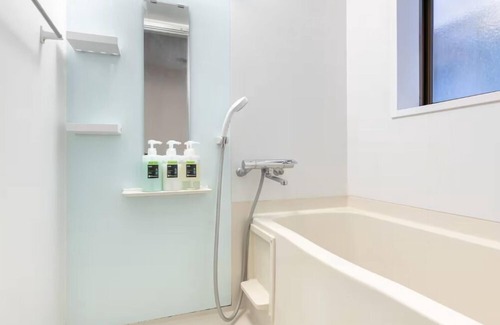 Nakano Apartment | 6 Minutes to Shinjuku Station by Train, Max 4 People