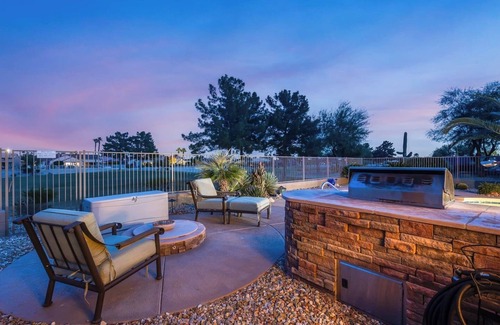 Surprise Apartment | 6 Palms at Sun City Grande - Pool and Spa!