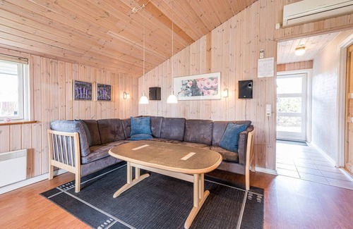 Houstrup House | 6 person holiday home in Nørre Nebel