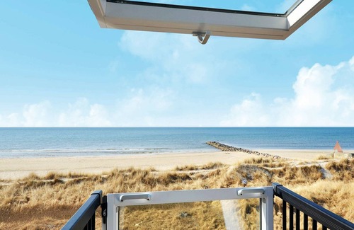 Blavand Strand House | 6 person holiday home in Blåvand