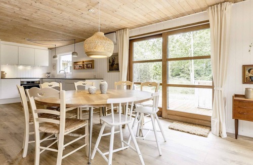 Tranum House | 6 person holiday home in Brovst-By Traum