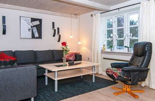 Alsrode House | 6 person holiday home in Grenaa