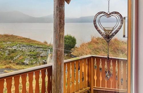 Gulen Municipality House | 6 person holiday home in Brekke