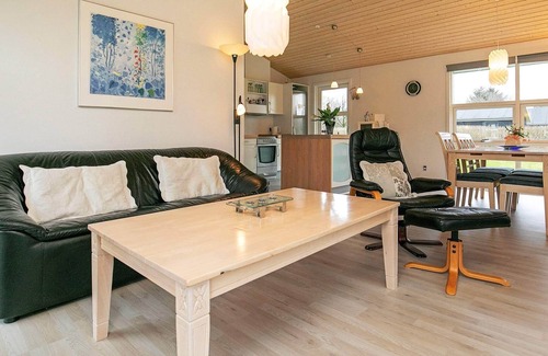 Hou House | 6 person holiday home in Hals-By Traum