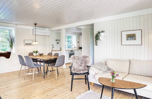 Melby House | 6 person holiday home in Melby-By Traum