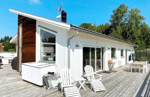 Stjarnhov House | 6 person holiday home in STJÄRNHOV-By Traum