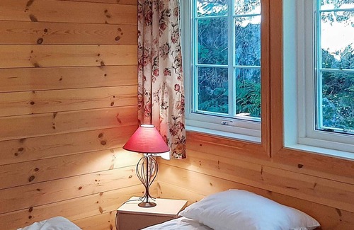 Lyngdal Apartment | 6 person holiday home in lyngdal