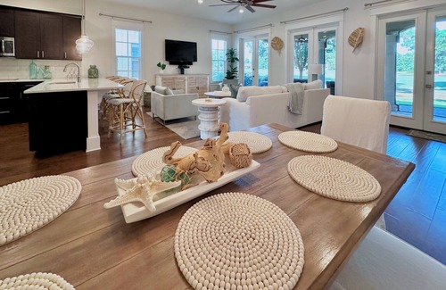 Villa Lago House | 6-Seat Golf Cart ☀️*Heated Pool | Beach Equip | On Golf Course ☀️ Sandestin