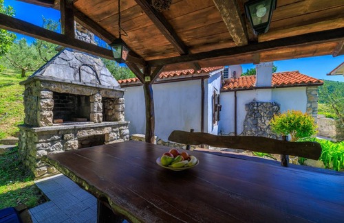Plomin Apartment | 60 m² Apartment ∙ 2 bedrooms ∙ 4 guests