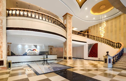 Hechuan Hotel | 60 m² Hotel ∙ 4 guests