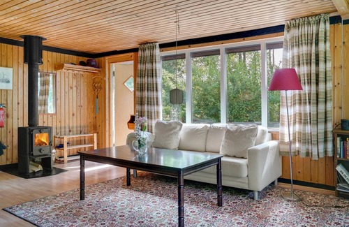 Gjøl House | 60 m² House ∙ 2 bedrooms ∙ 4 guests