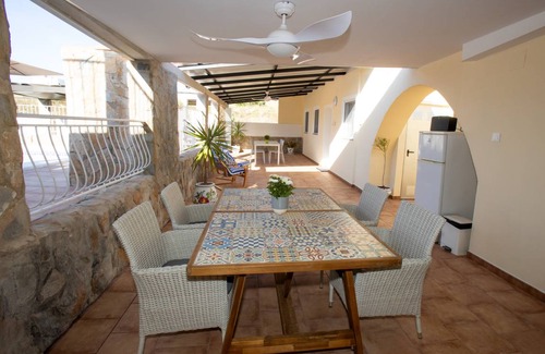 Mutxamel House | 60 m² House ∙ 2 bedrooms ∙ 4 guests