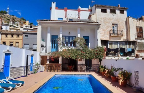 Callosa d' En Sarria Villa | 600 m² Villa ∙ 9 bedrooms ∙ 16 guests