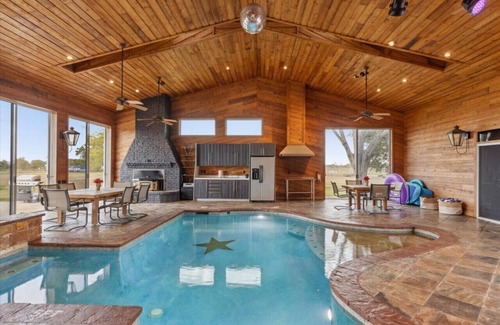 Royse City House | 6000 SQFT Estate w/TX Shaped Indoor Pool + Game Room & Separate Guest House